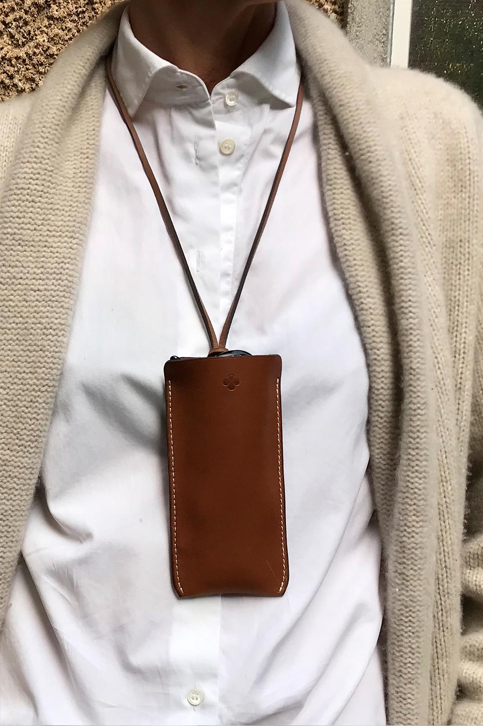 étuis à lunettes cuir marron bandoulière chic
