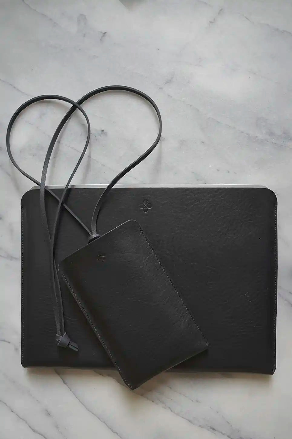 laptop sleeve 14 inch black leather horizontal luxury