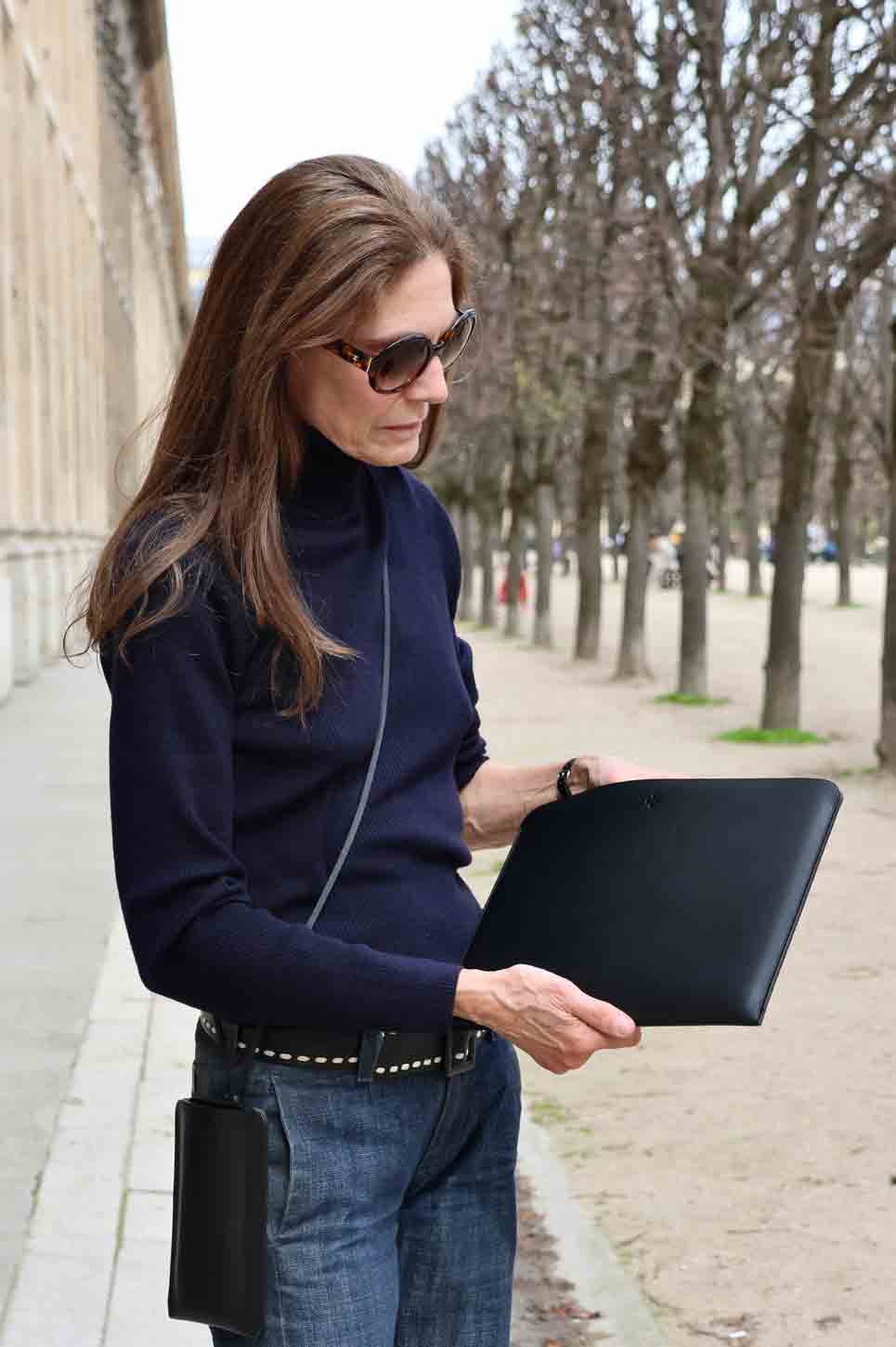 pochette ordinateur 13 pouces cuir lisse noir