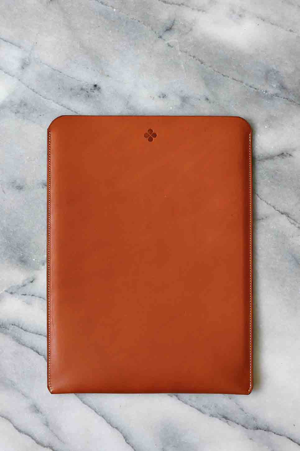 Pochette ordinateur 13 pouces cuir lisse