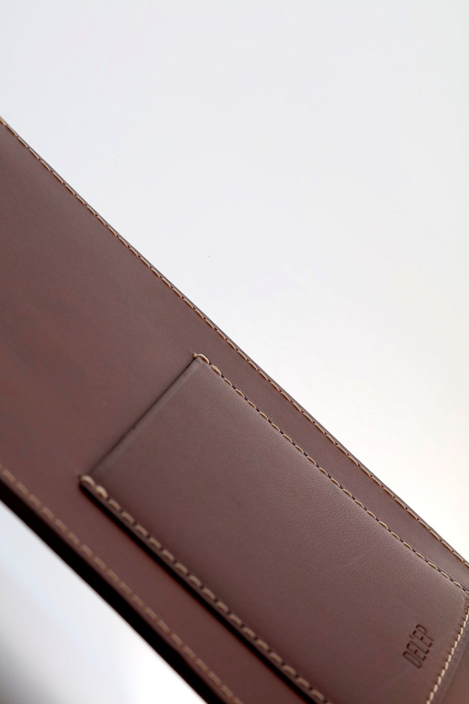 pochette a telephone cuir marron brun