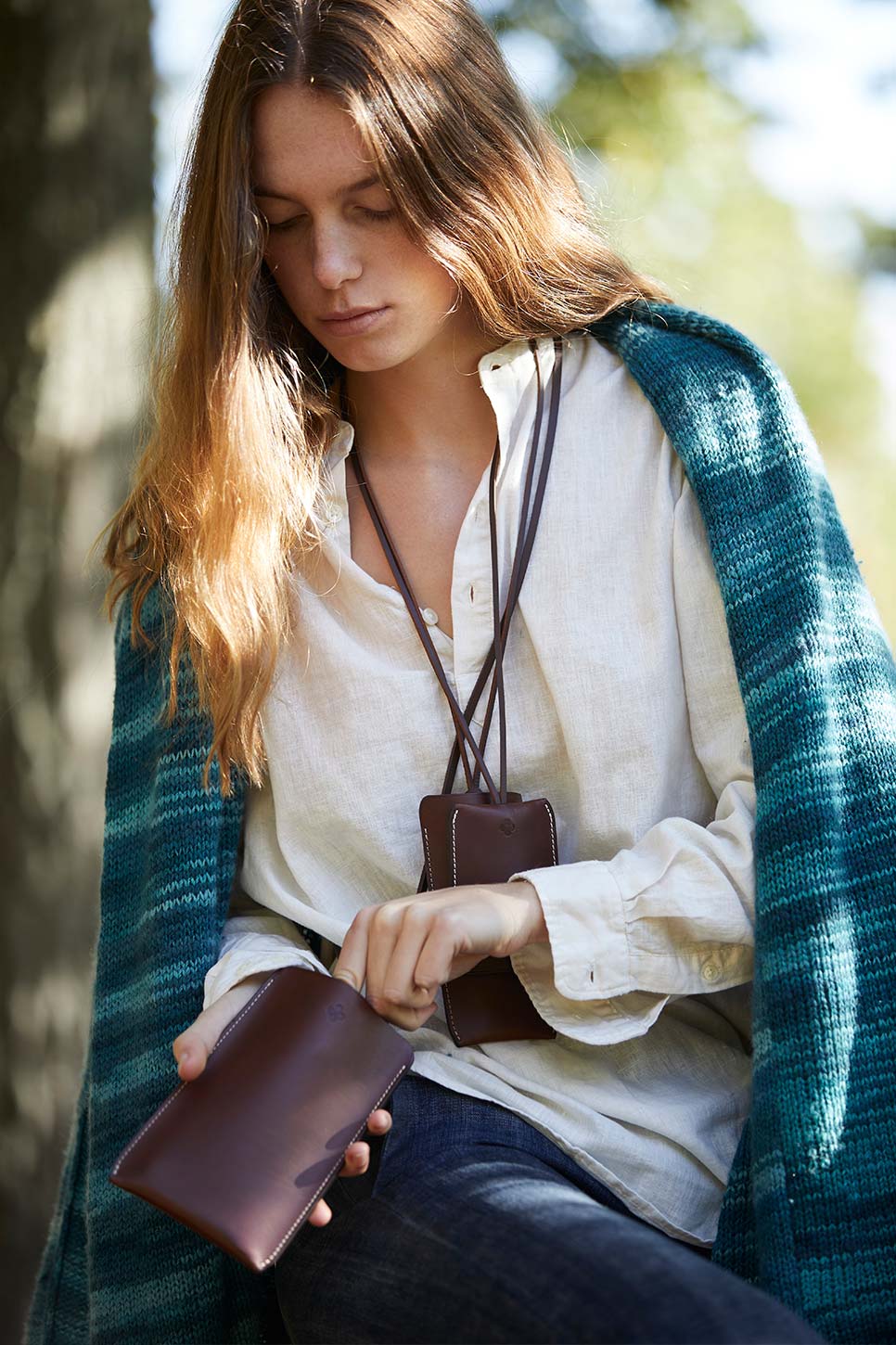 pochette a telephone cuir marron
