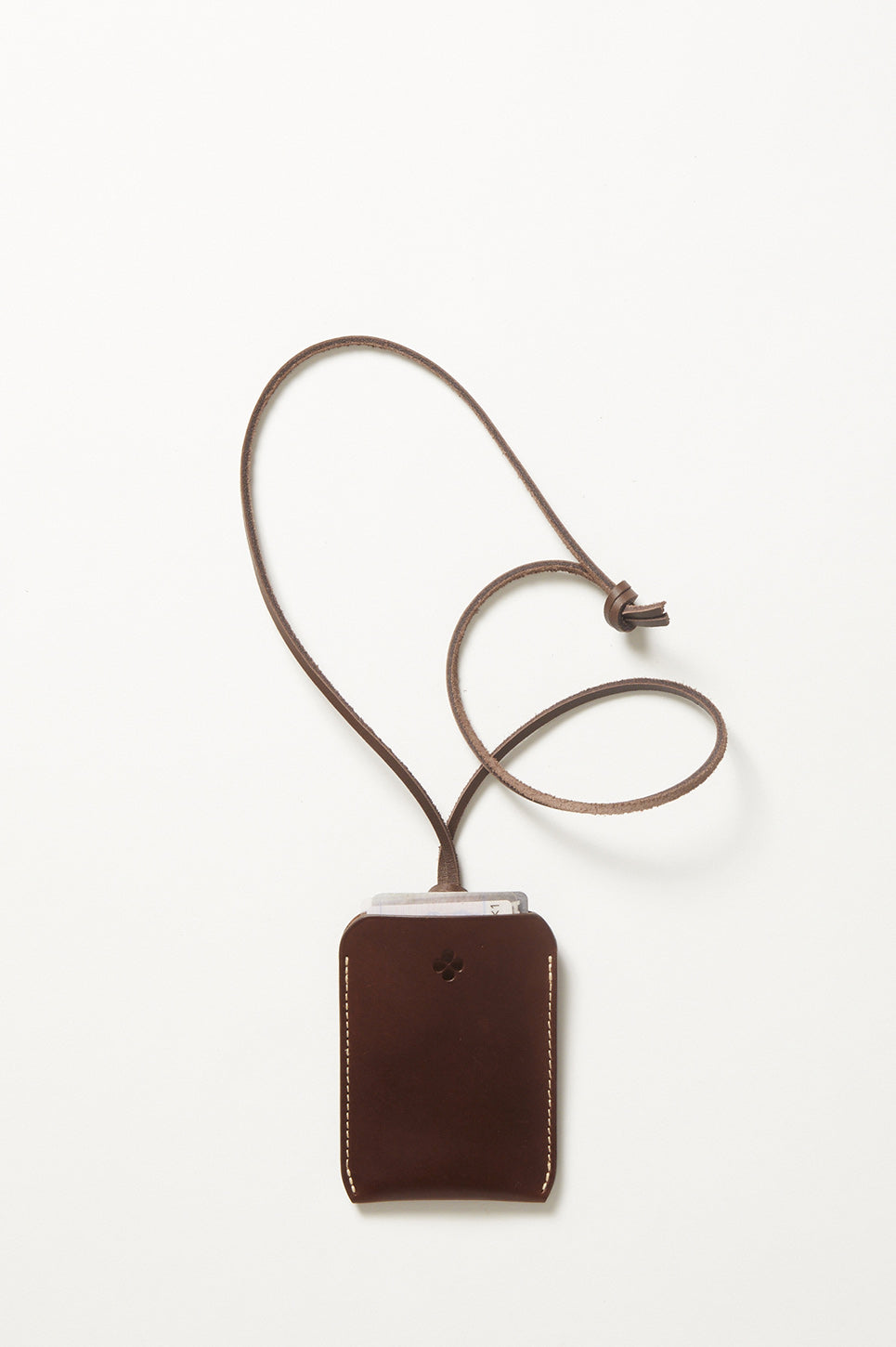 Porte-cartes en cuir brun