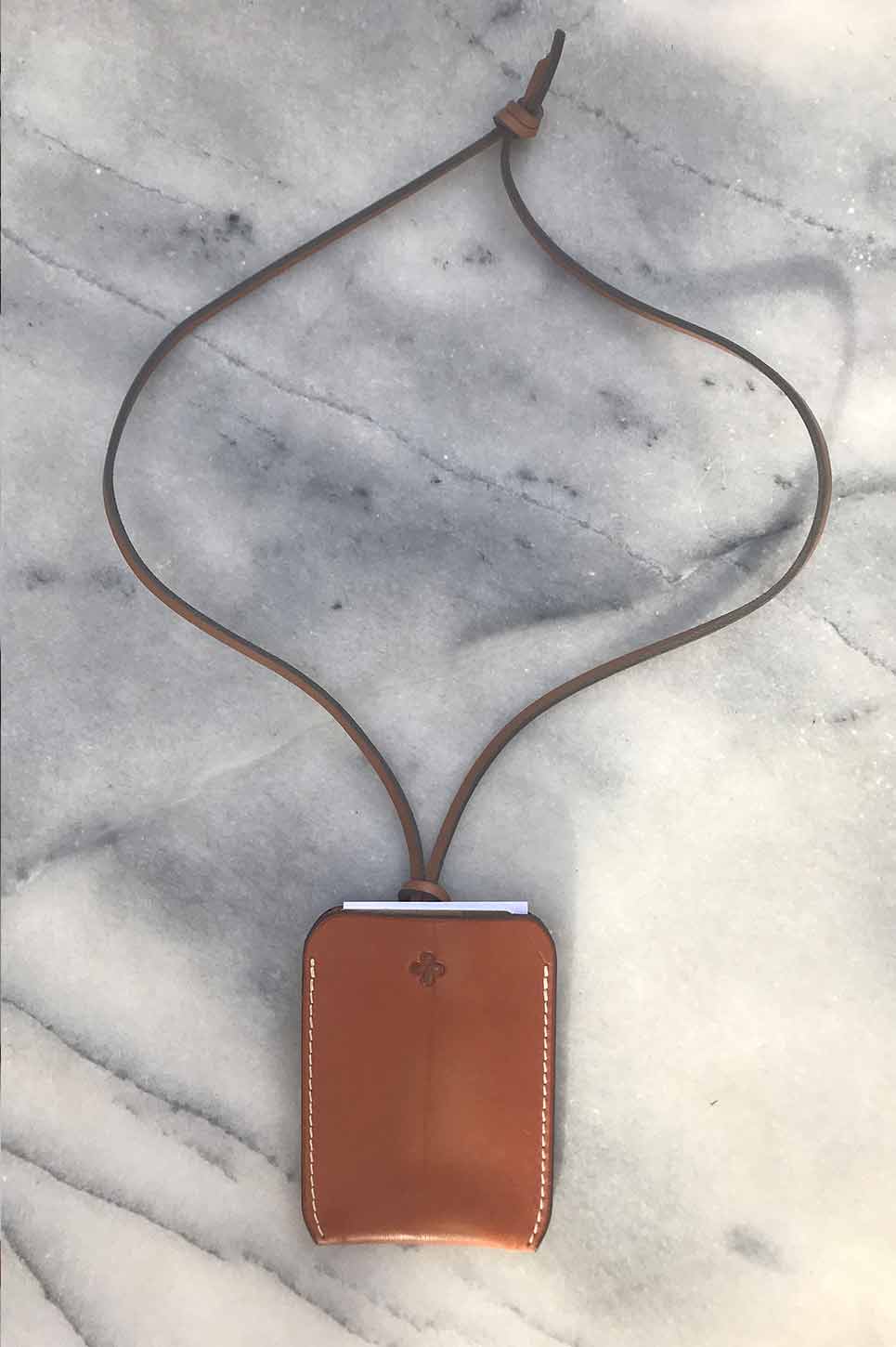 porte carte cuir fauve